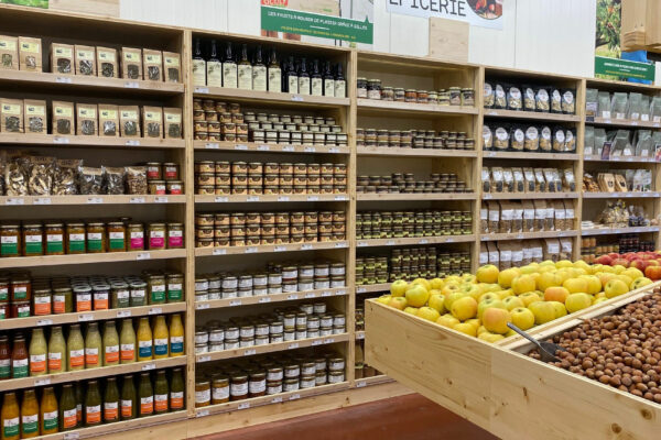 Rayon épicerie magasin Terres Lyonnaises Oullins